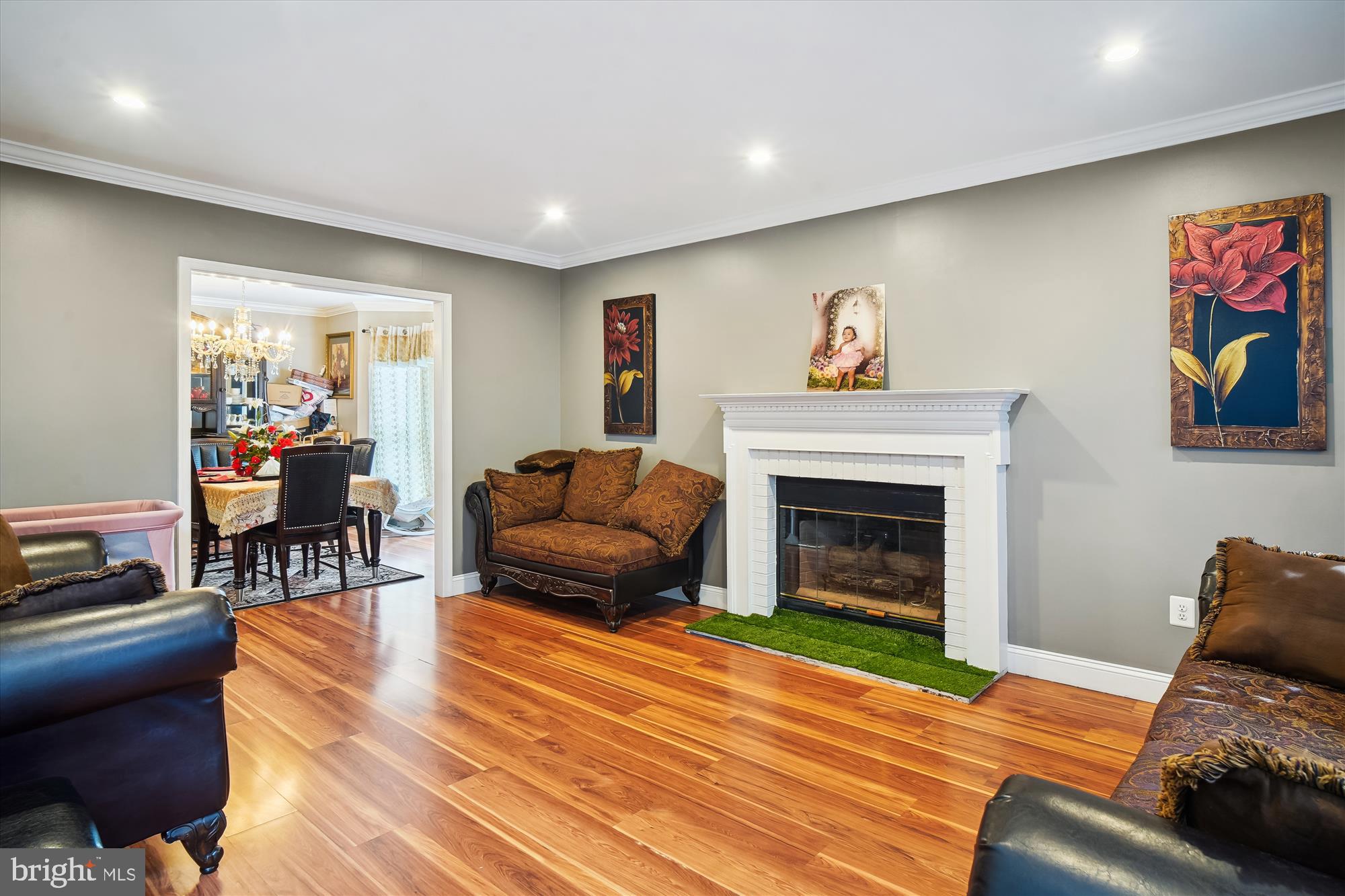 SPRING RIDGE - Residential