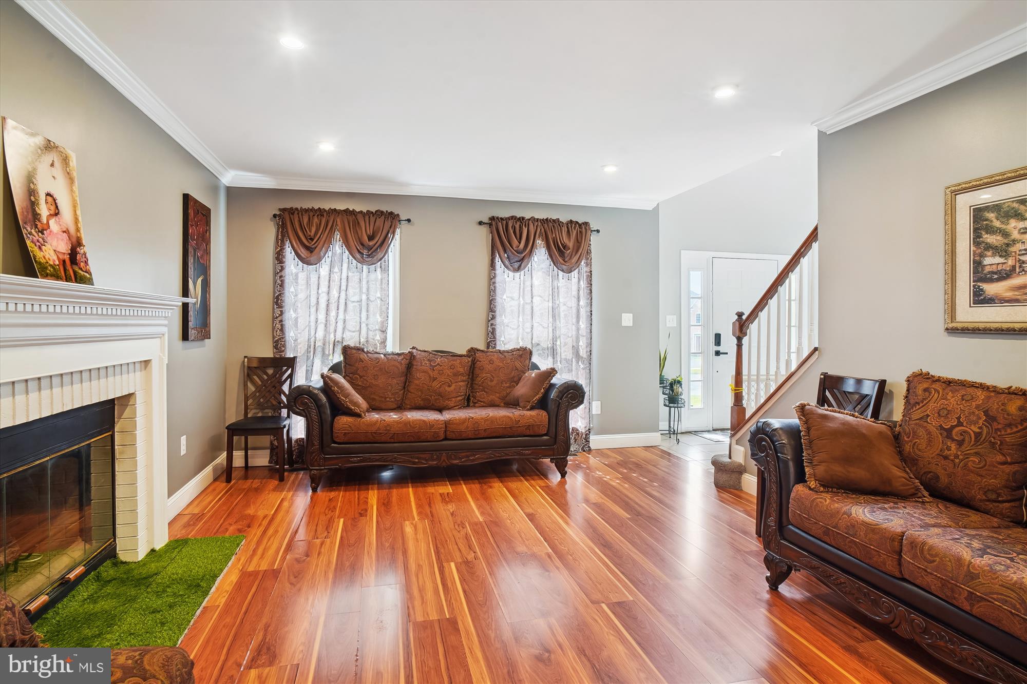 SPRING RIDGE - Residential