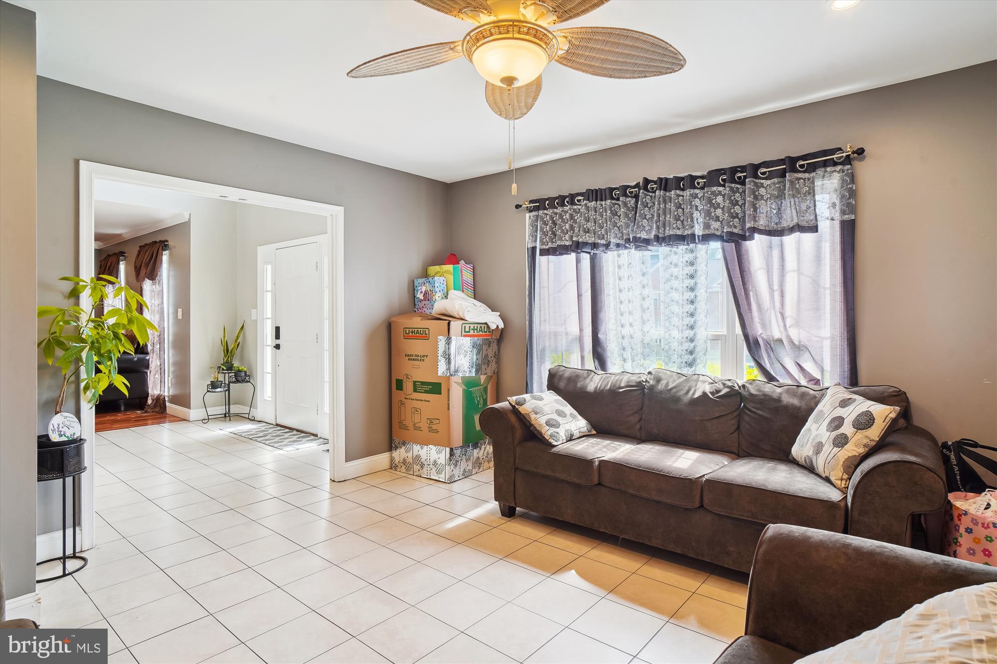 SPRING RIDGE - Residential