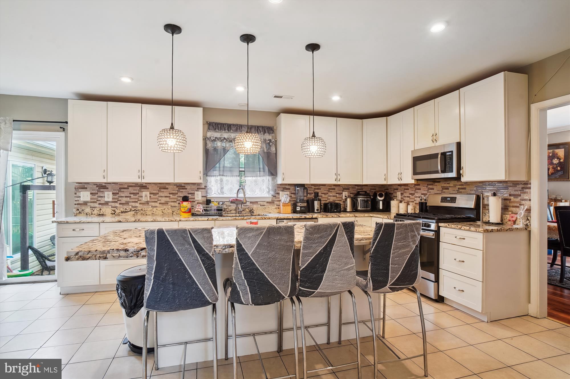 SPRING RIDGE - Residential