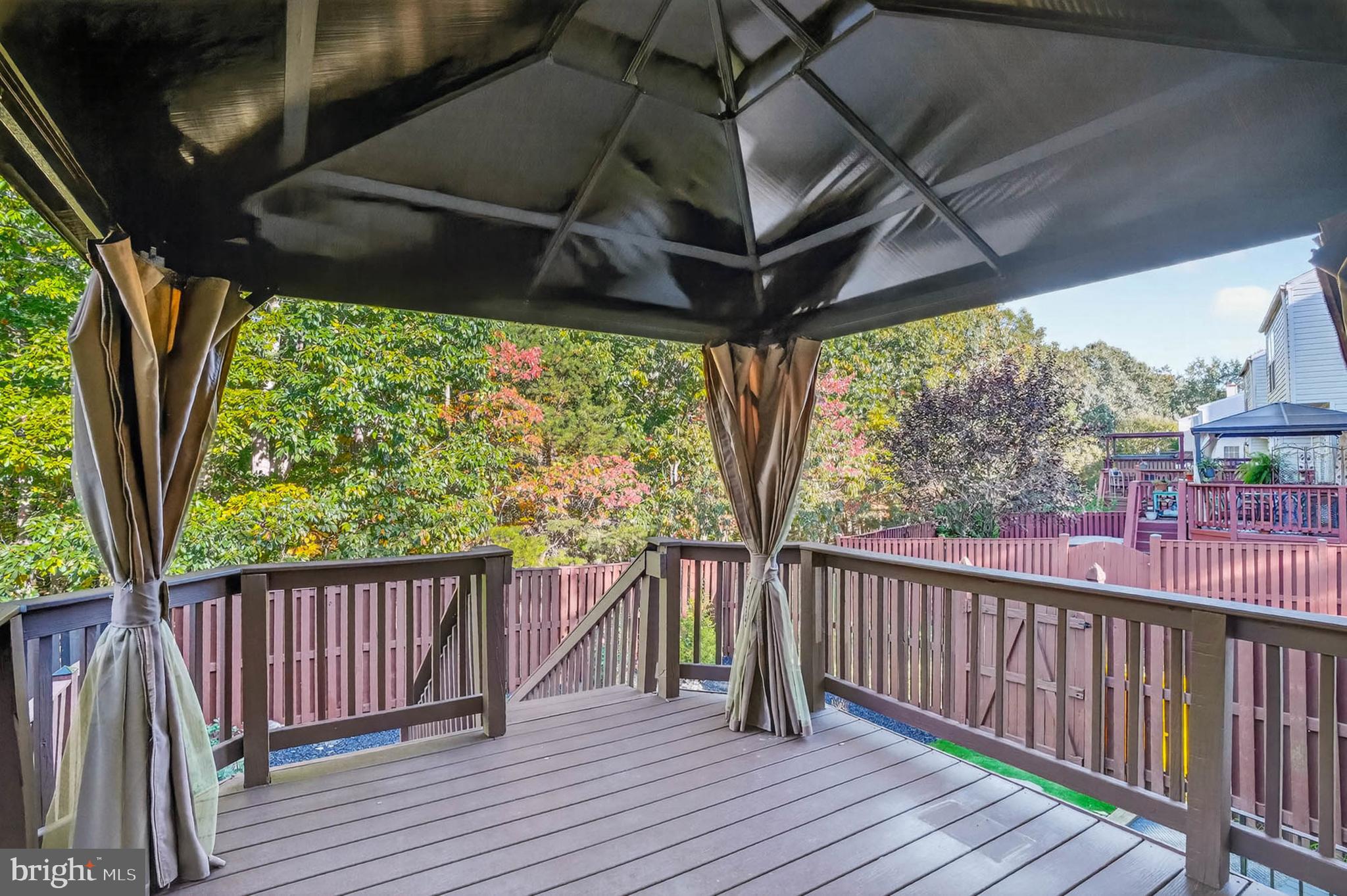 SUMMERS RUN - Residential