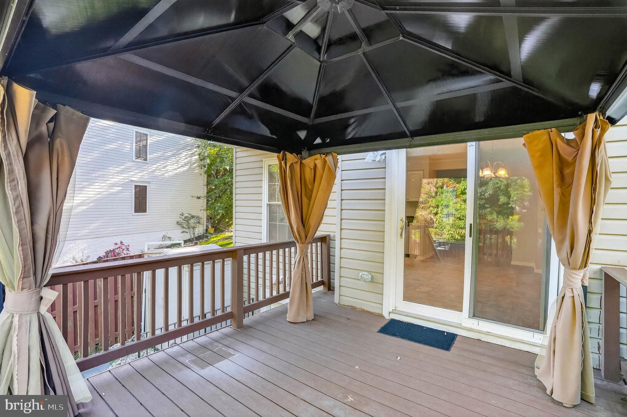 SUMMERS RUN - Residential