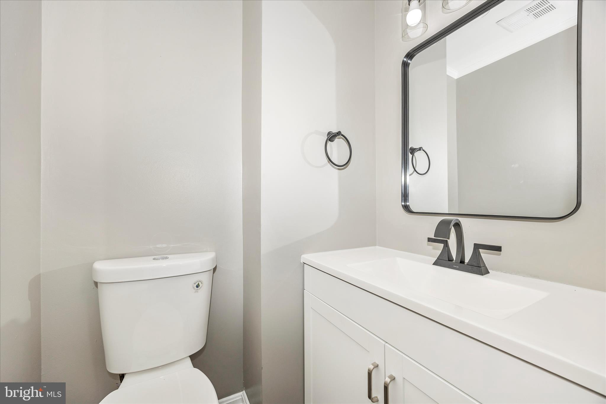 COLONY VILLAGE - Residential Lease