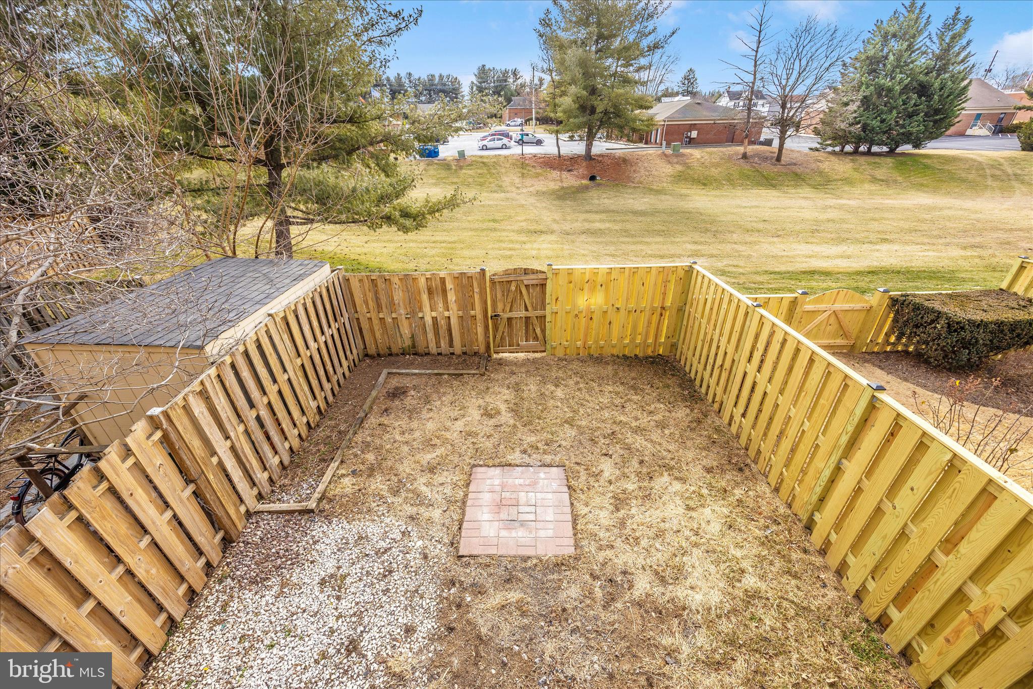 COLONY VILLAGE - Residential Lease