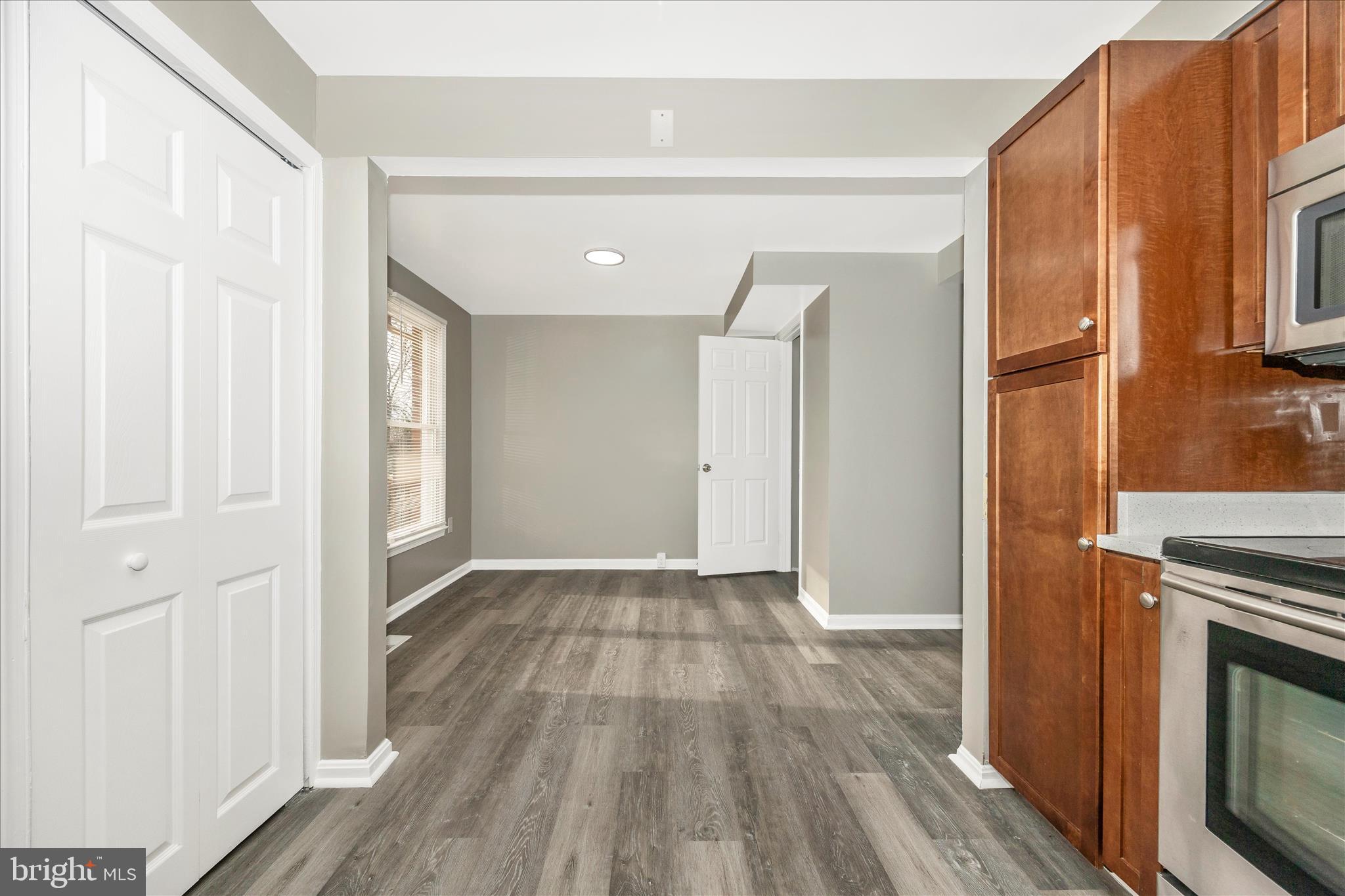 COLONY VILLAGE - Residential Lease