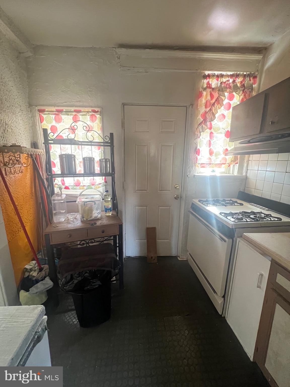 LUCILLE PARK - Residential