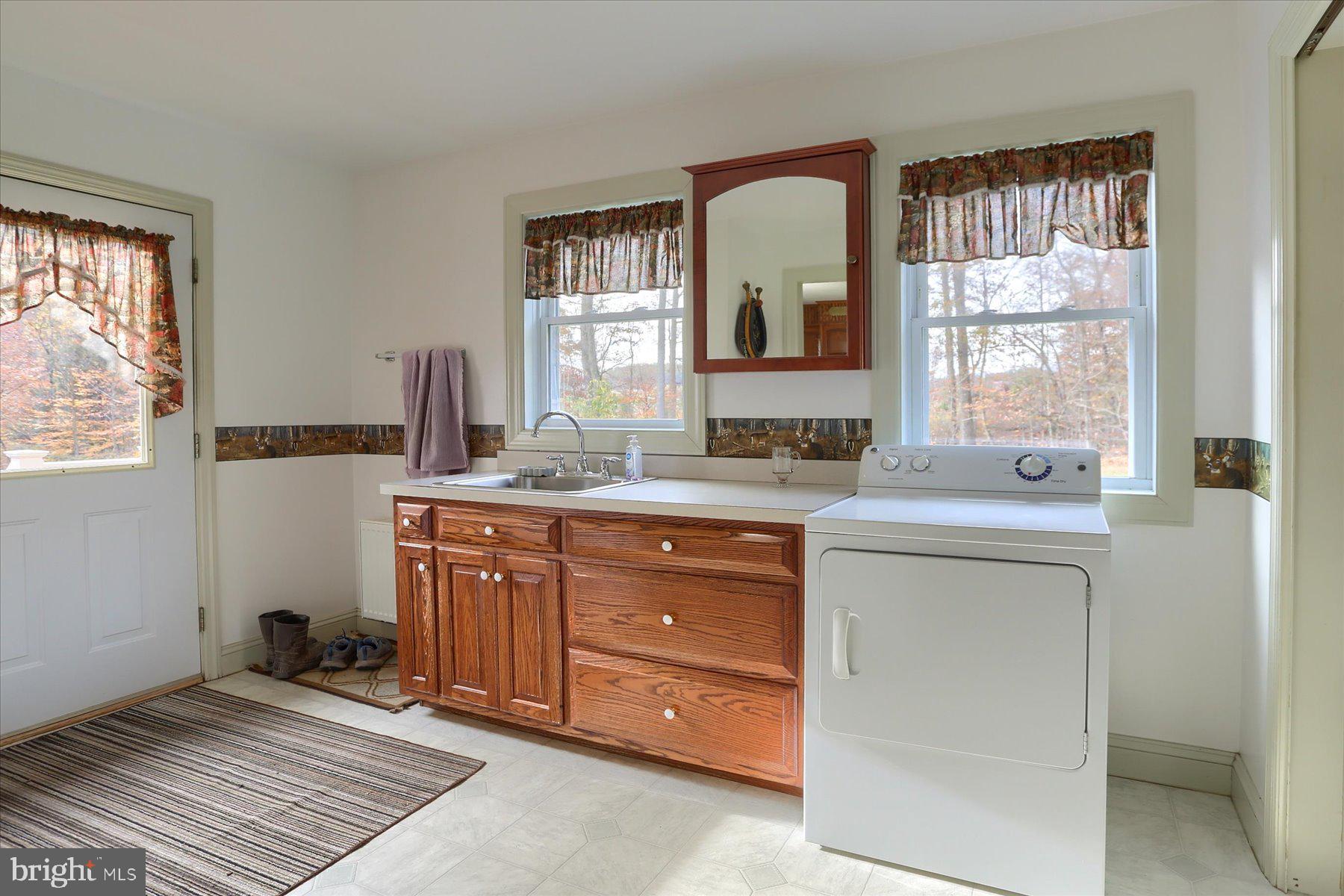 MILLERSTOWN - Residential