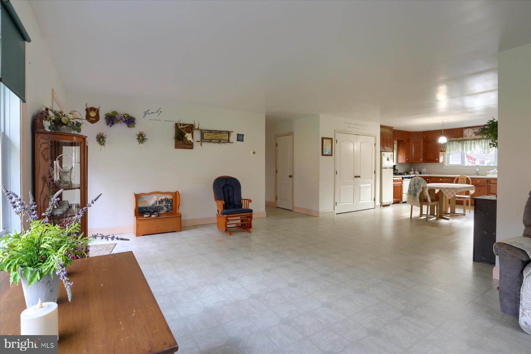 7504 RACCOON VALLEY ROAD