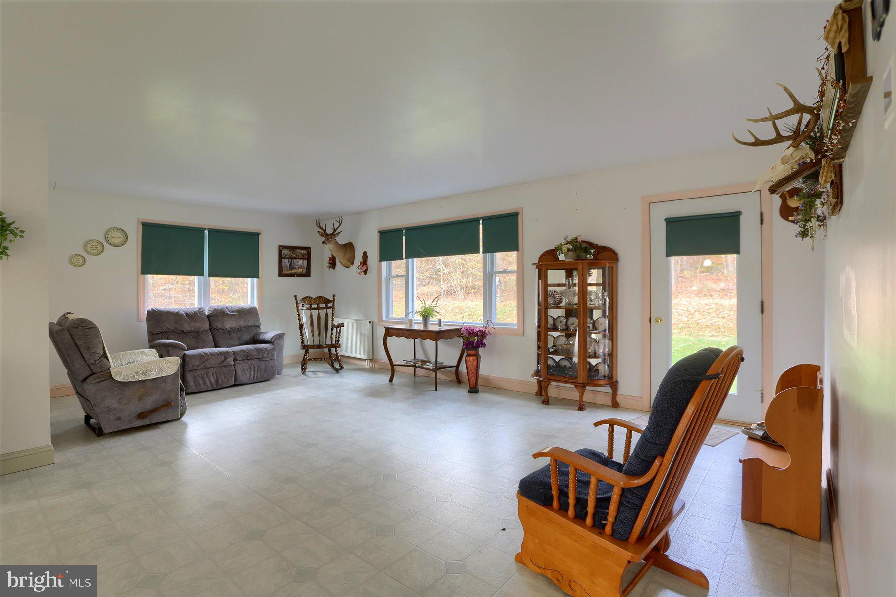 MILLERSTOWN - Residential