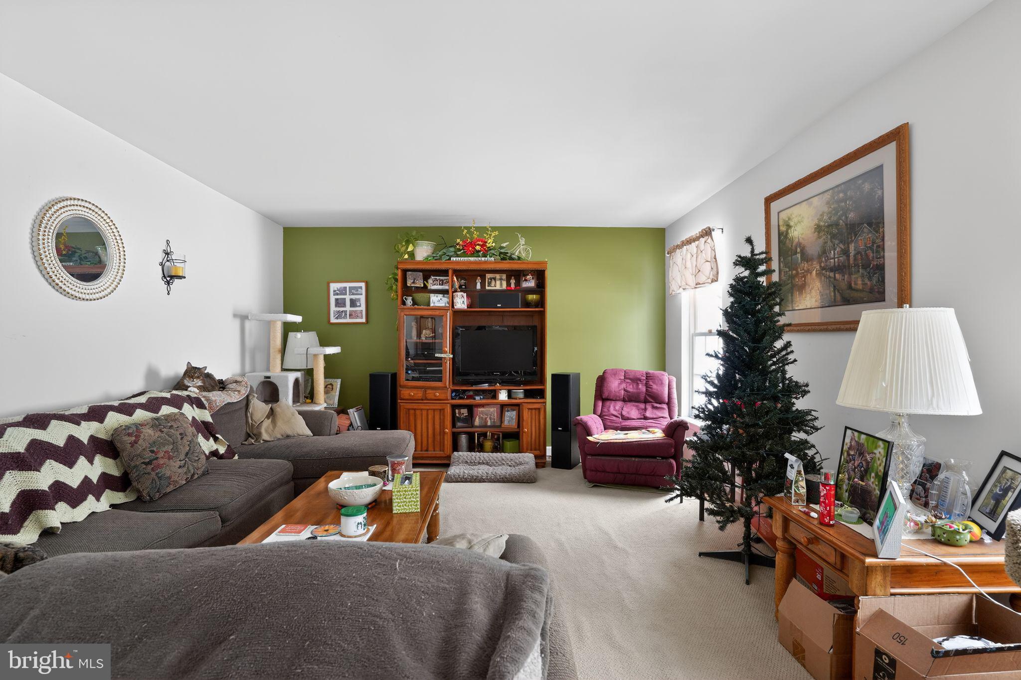 RISING HILLS - Residential