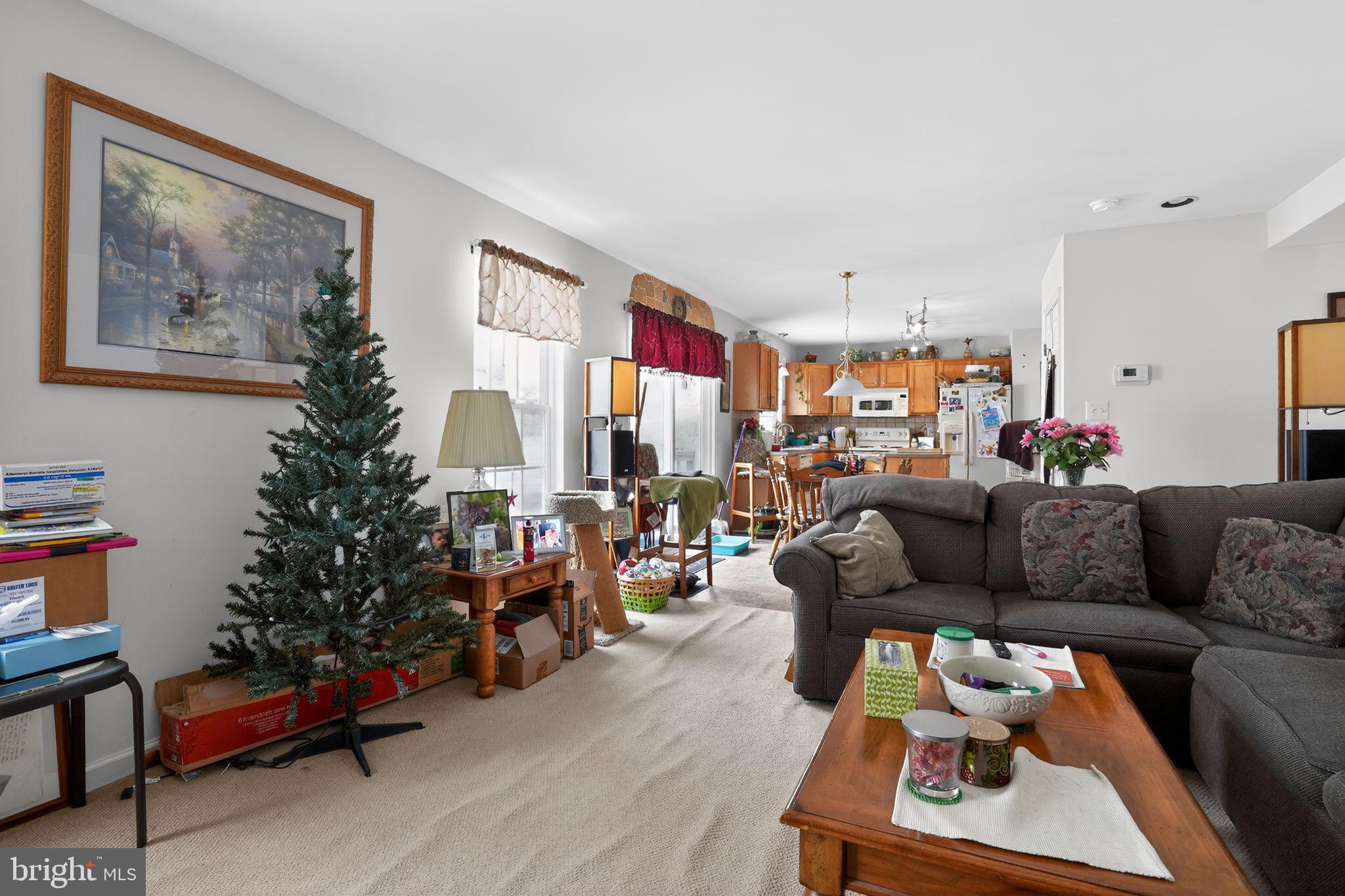 RISING HILLS - Residential