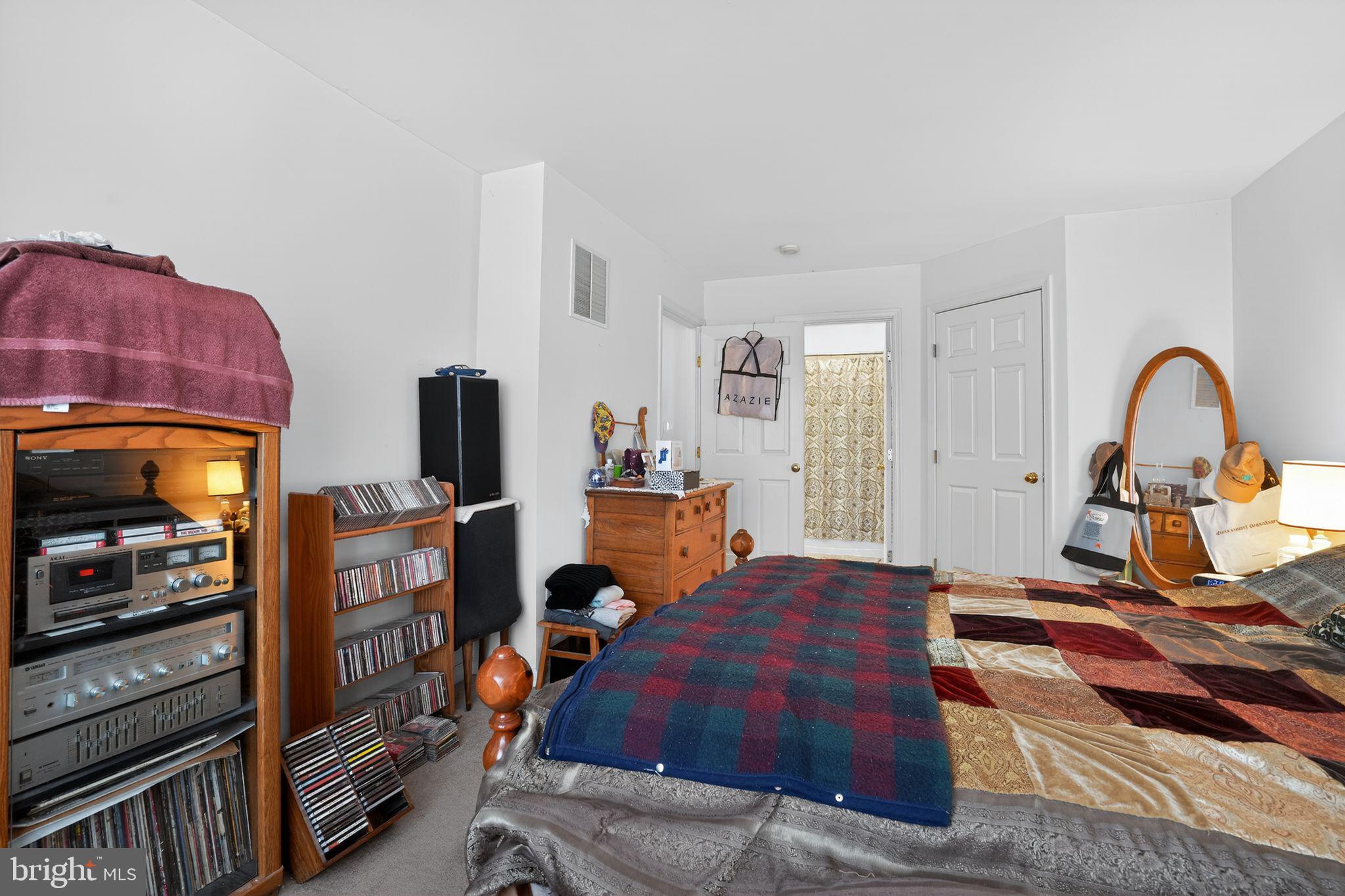 RISING HILLS - Residential