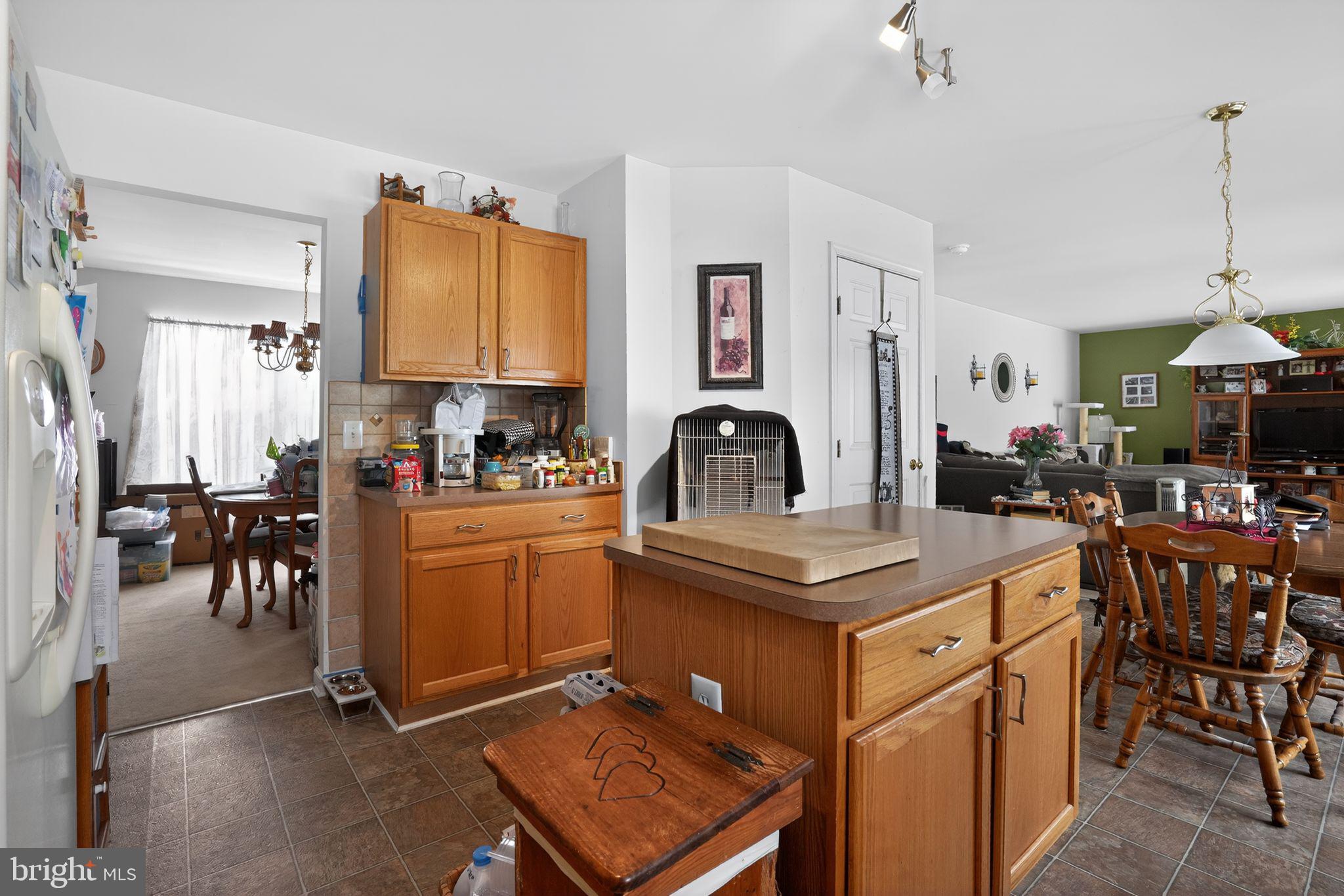 RISING HILLS - Residential