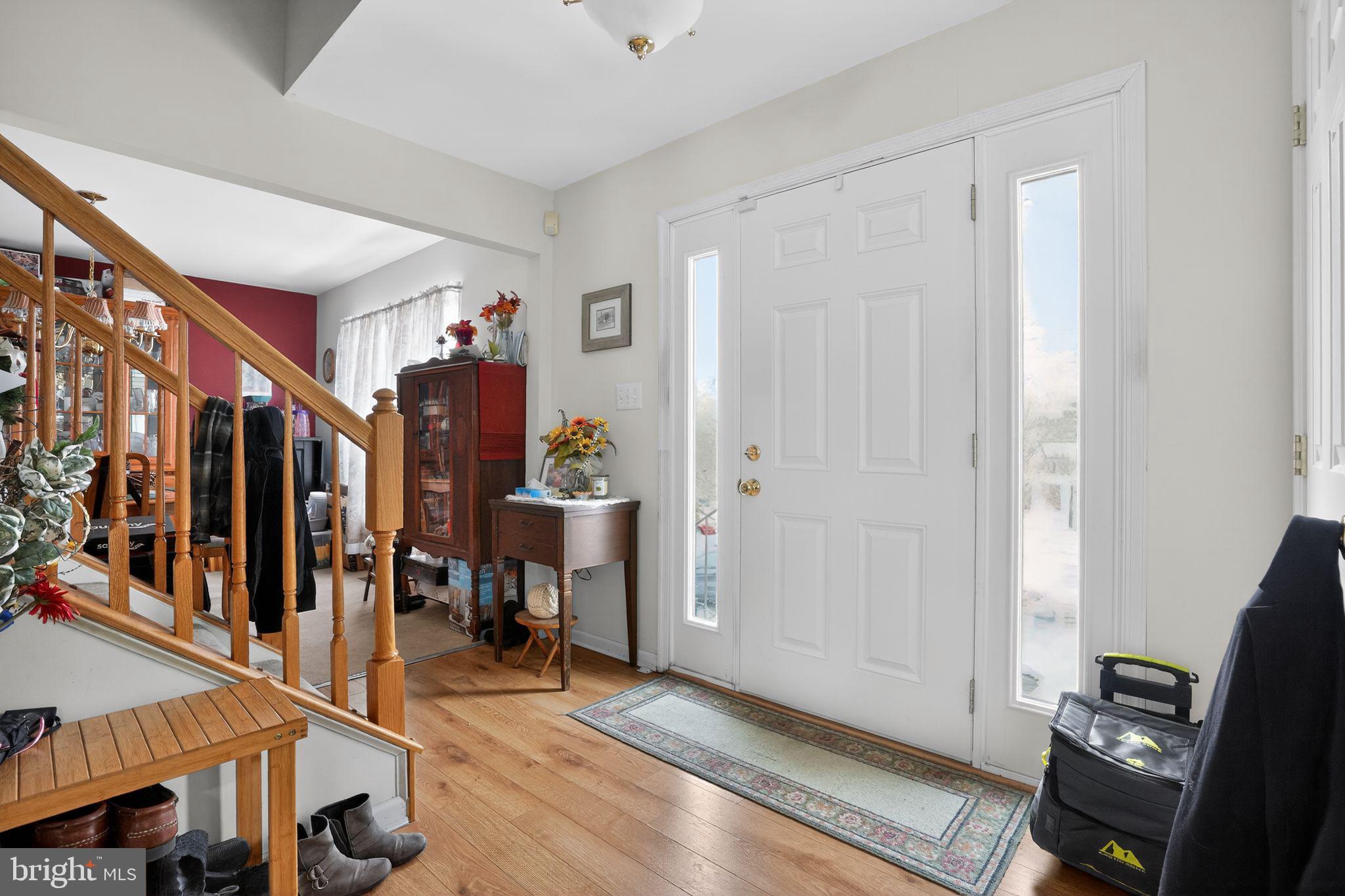 RISING HILLS - Residential