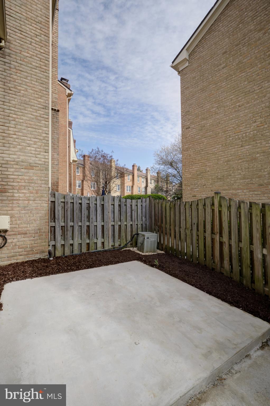 FEDERAL HILL - Residential Lease