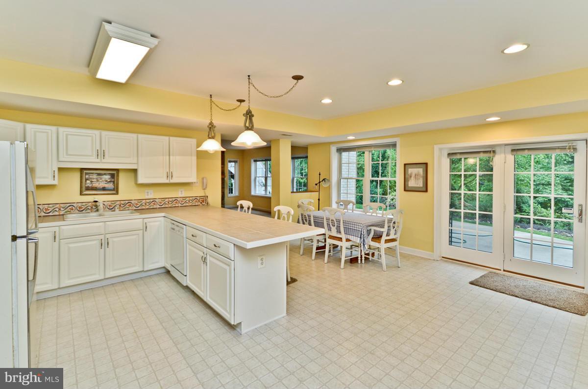 MOUNT HEBRON - Residential