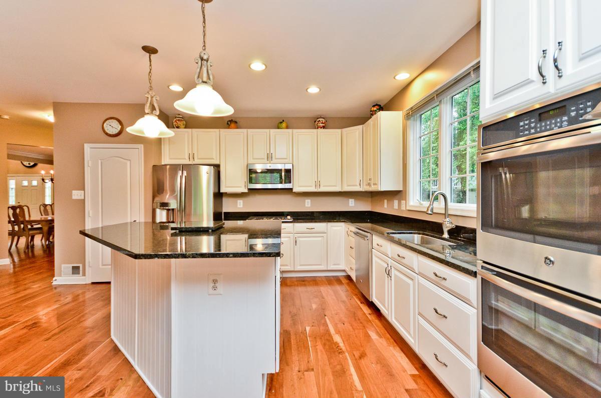 MOUNT HEBRON - Residential