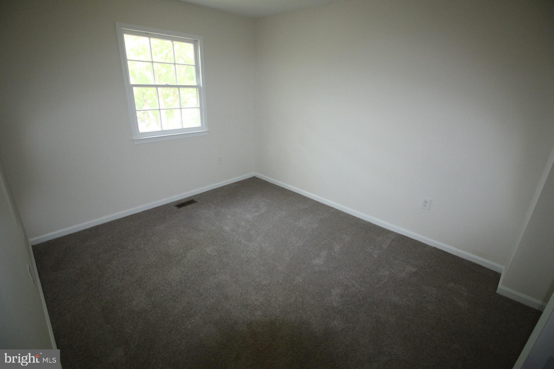 KEENE MILL WOODS - Residential Lease