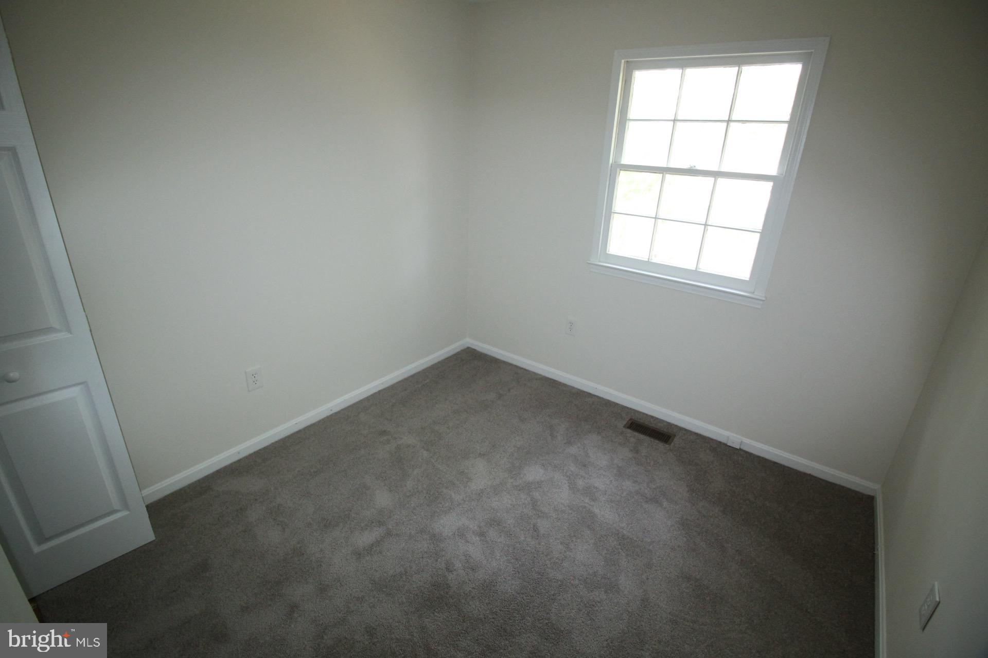 KEENE MILL WOODS - Residential Lease