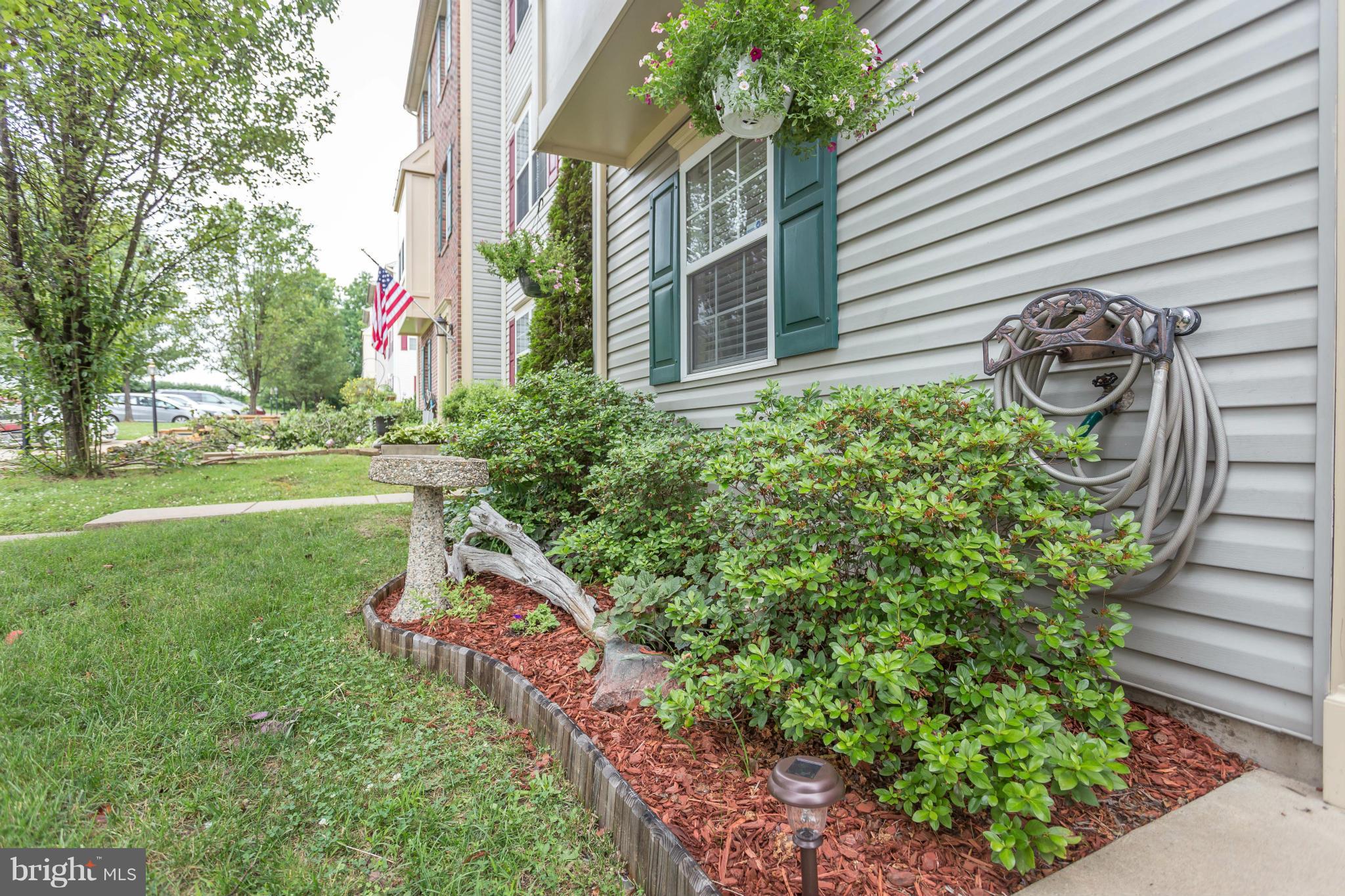 CHARLESTOWN COMMONS - Residential