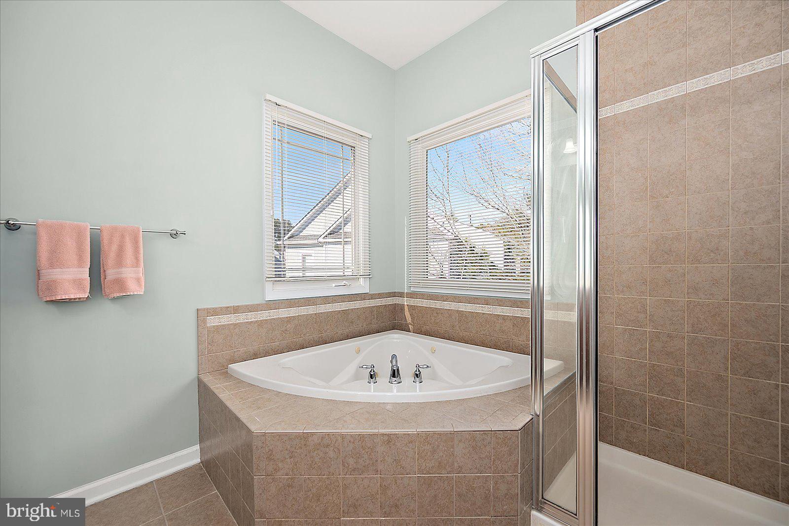 GLEN RIDDLE - Residential