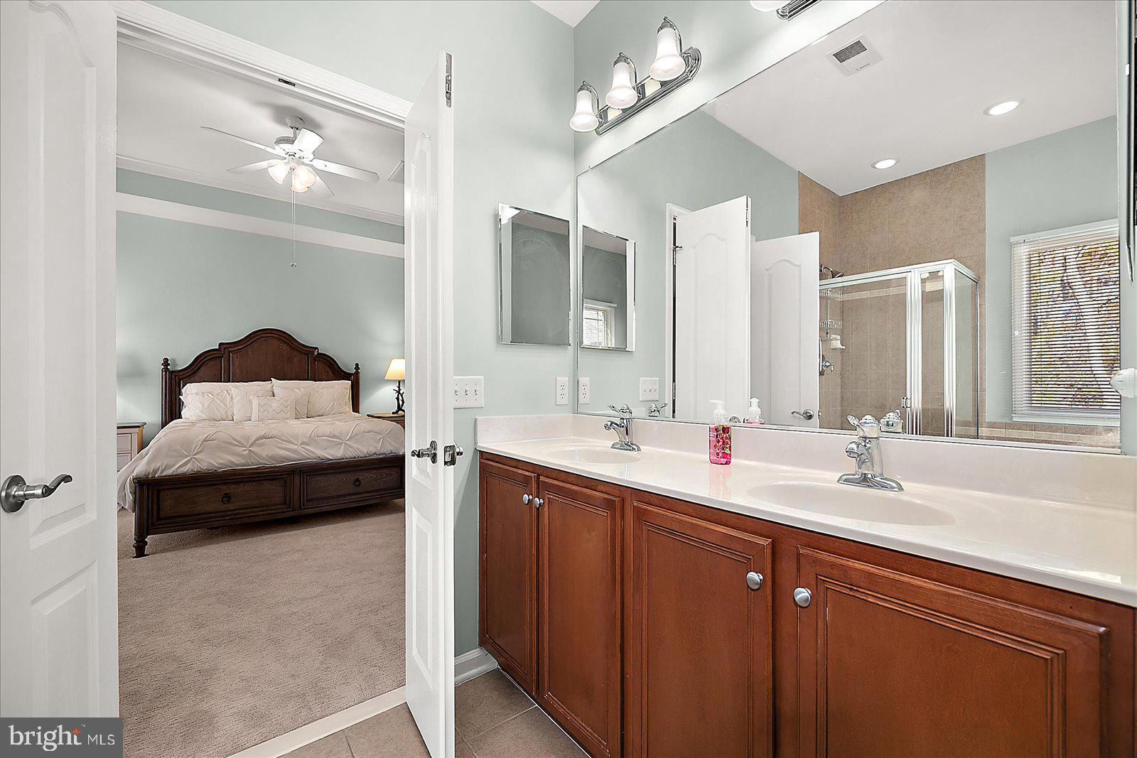 GLEN RIDDLE - Residential