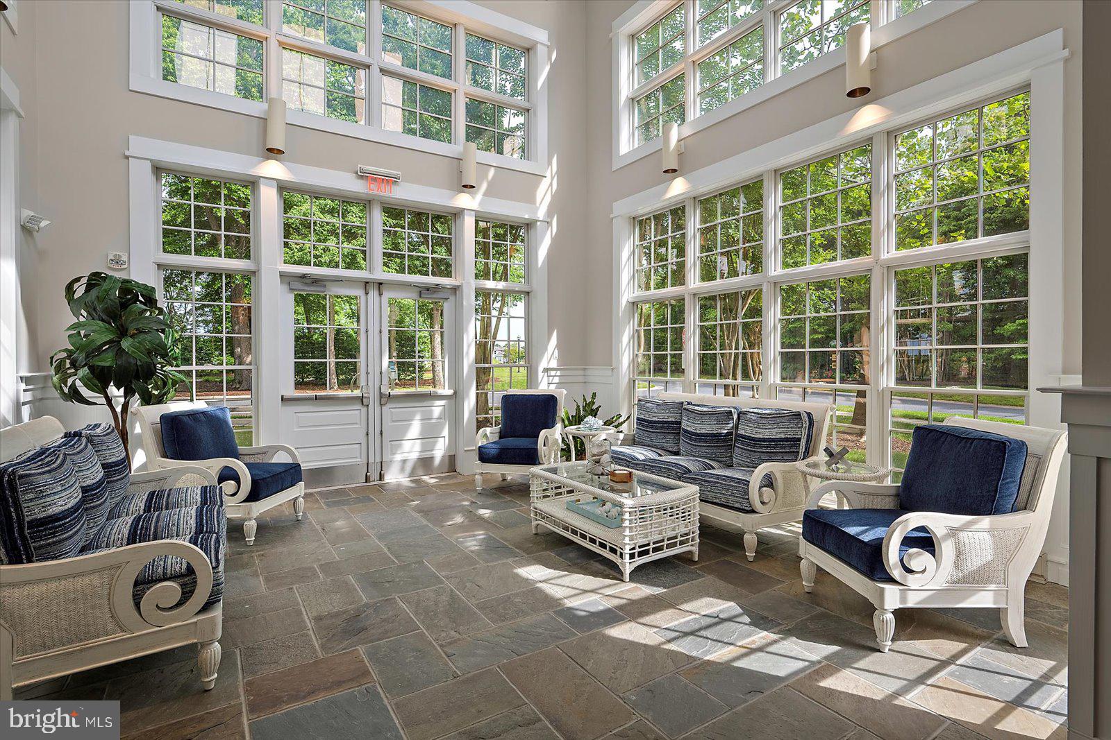 GLEN RIDDLE - Residential