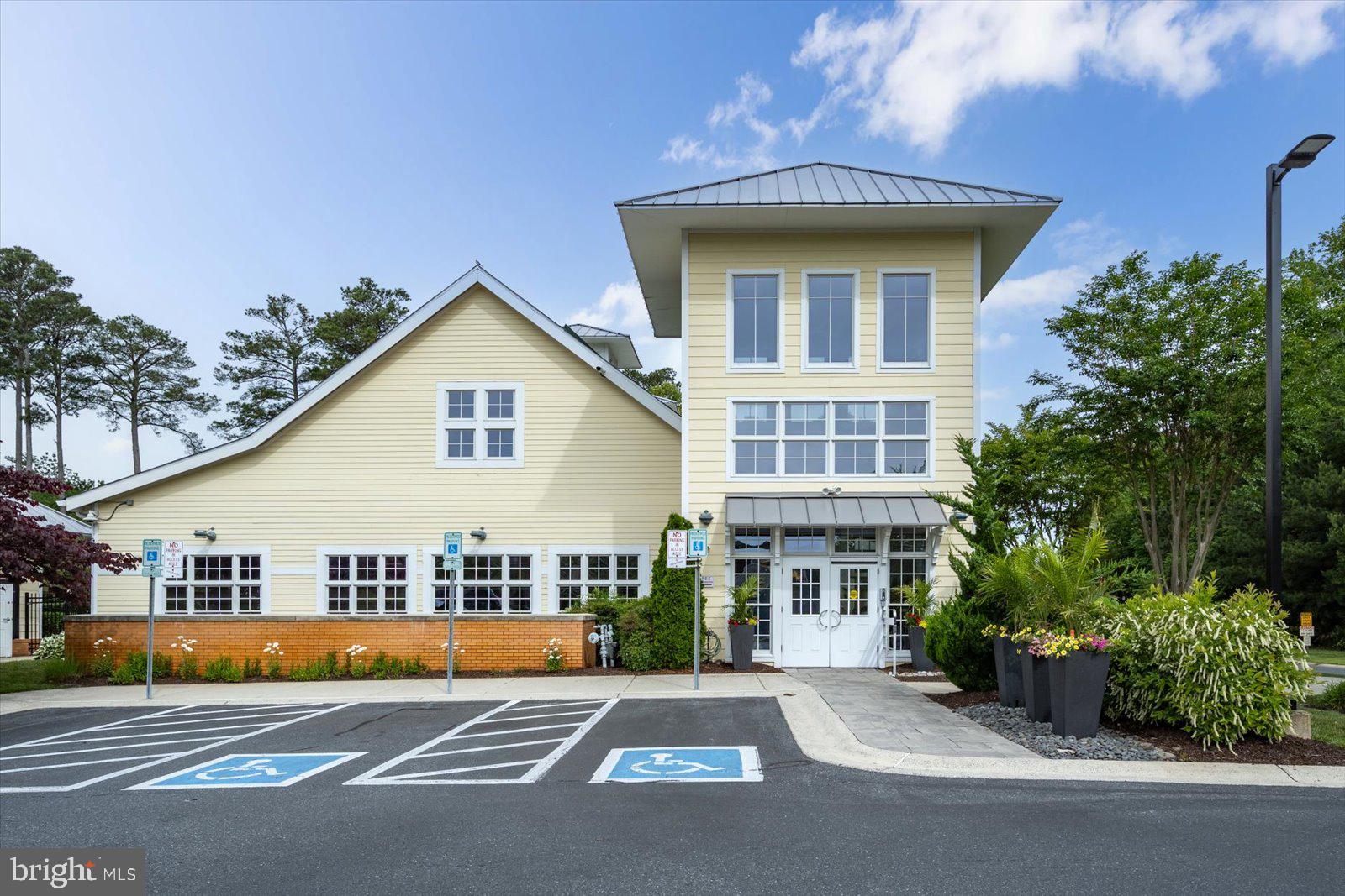 GLEN RIDDLE - Residential