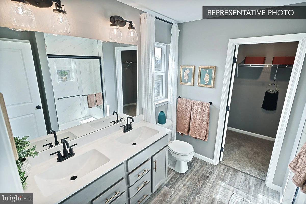 DEERFIELD ESTATES - Residential