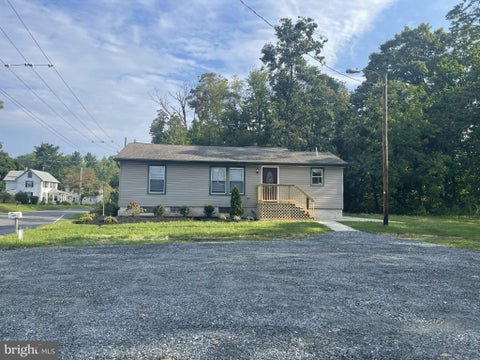 Homes For Sale - 121 Buck Road<br/> GLASSBORO, NJ 08028