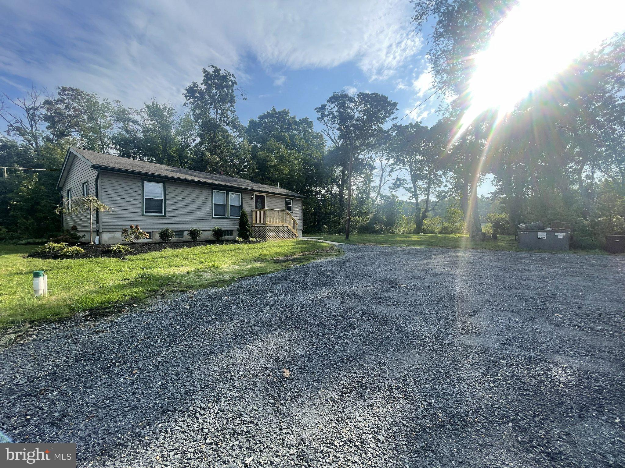 121 BUCK ROAD