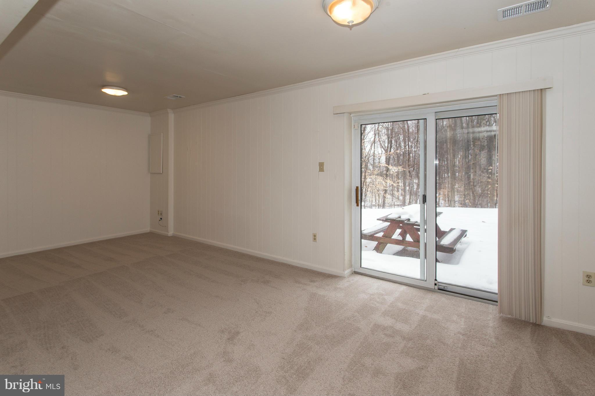 OLD MILL COMMUNITY - Residential Lease