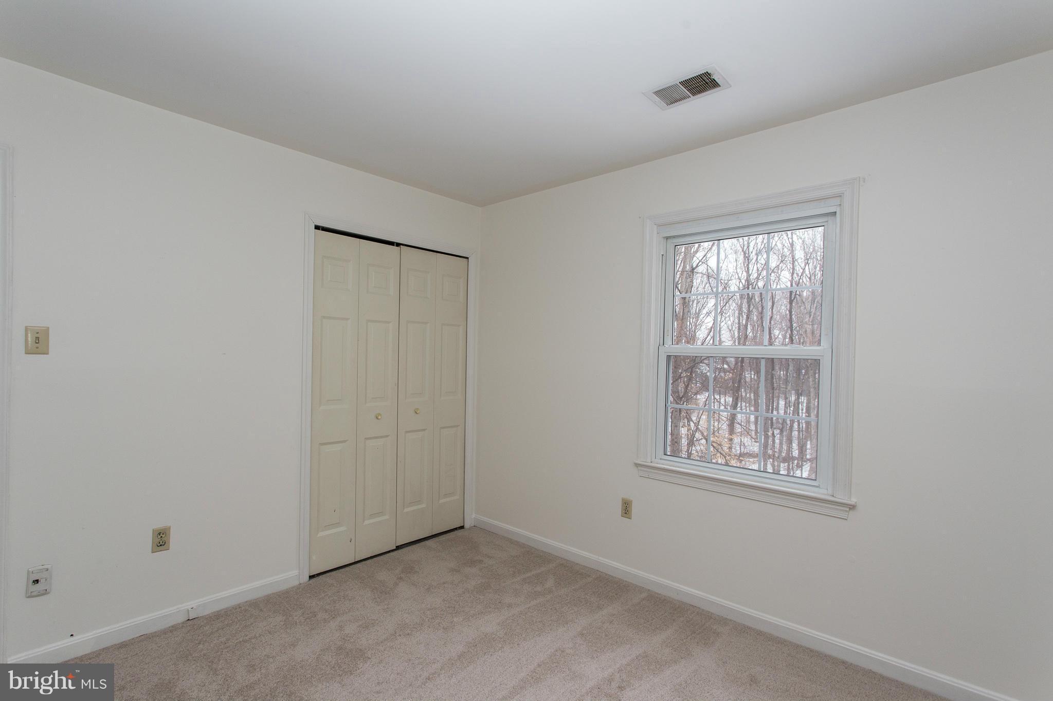 OLD MILL COMMUNITY - Residential Lease