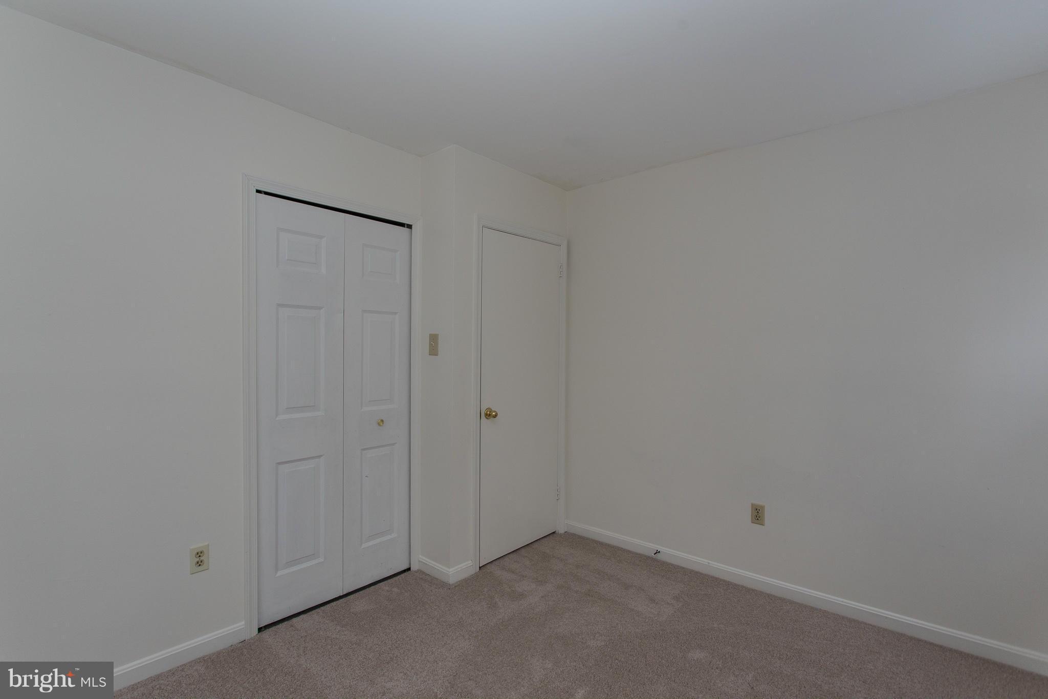 OLD MILL COMMUNITY - Residential Lease