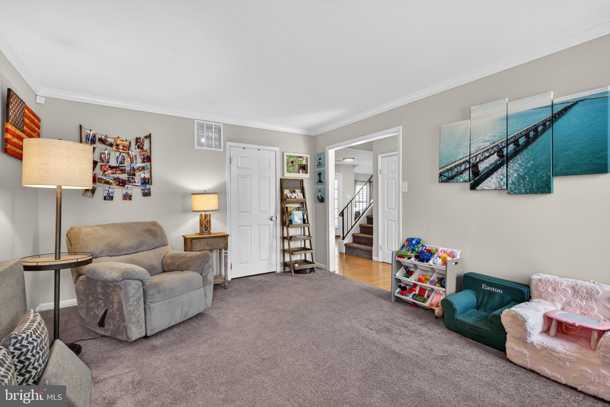 NEWTOWN CROSSING - Residential