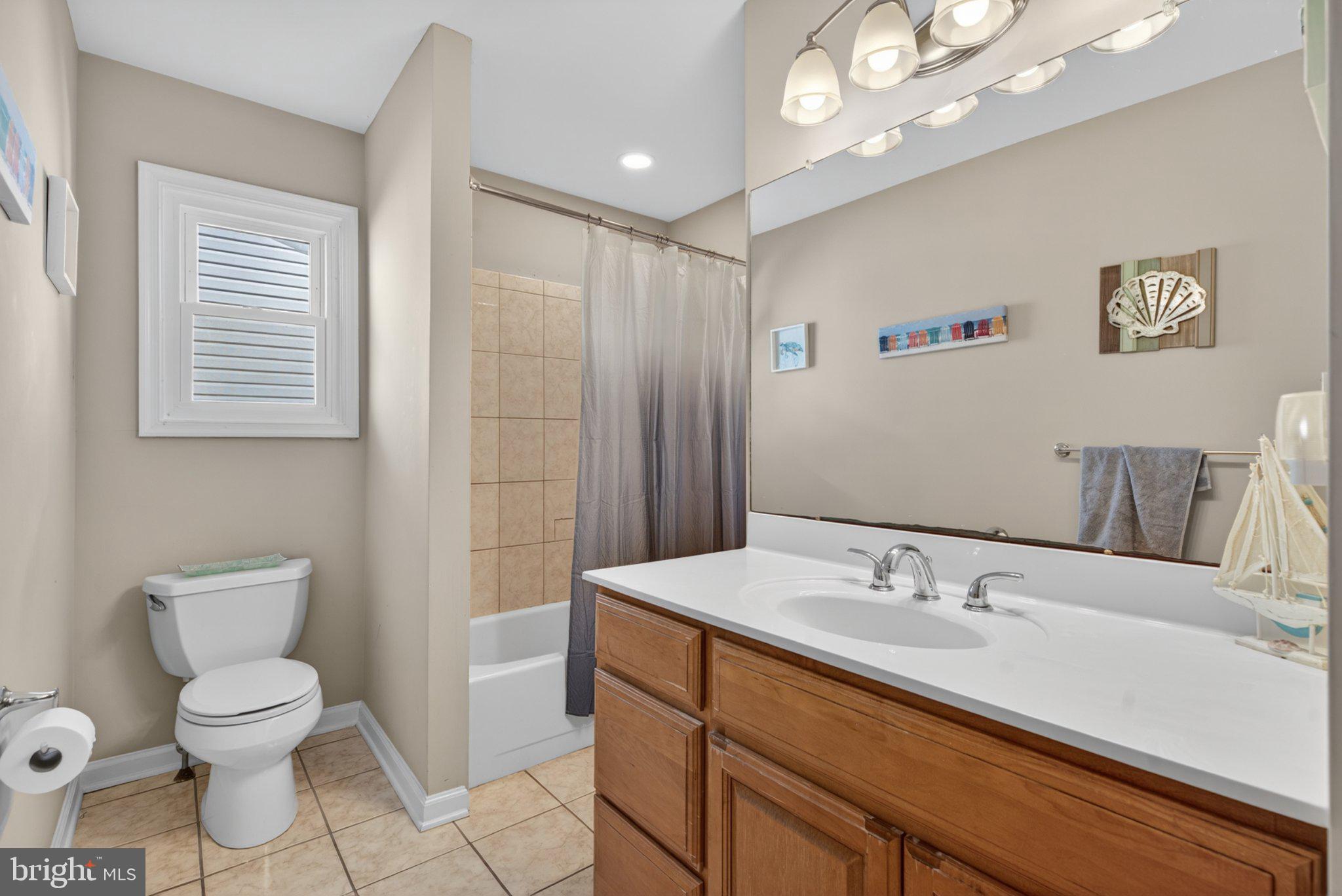 NEWTOWN CROSSING - Residential