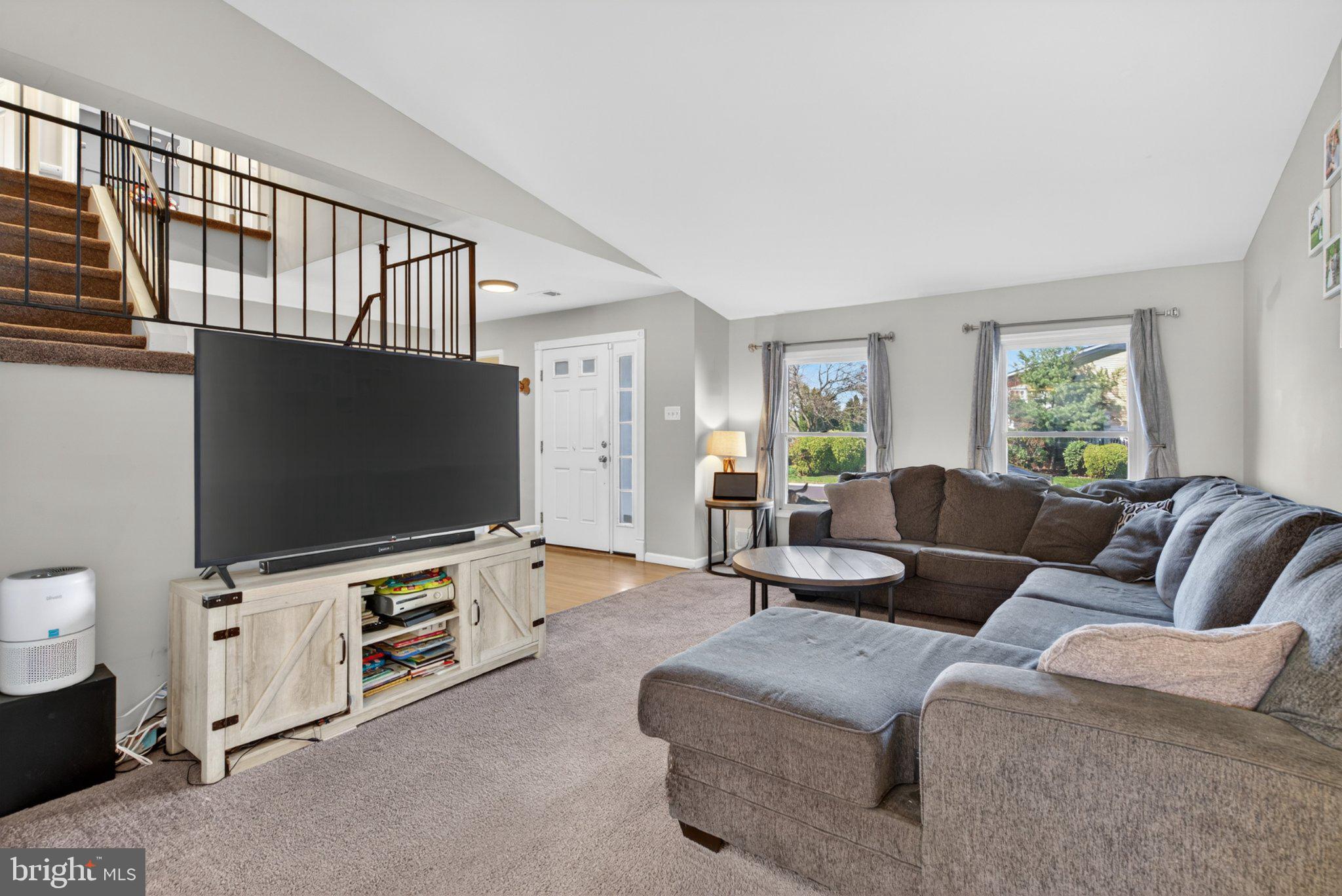 NEWTOWN CROSSING - Residential