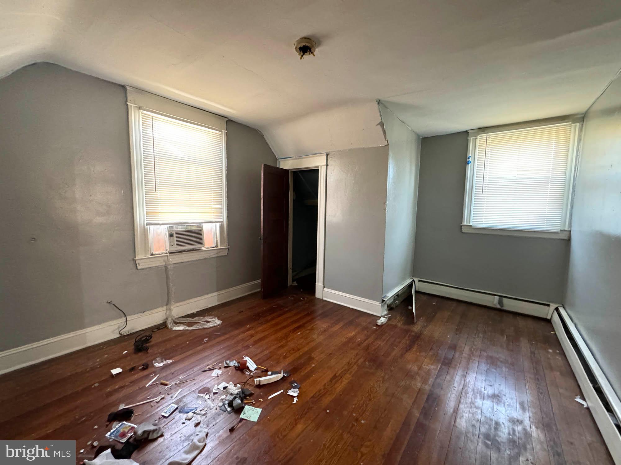 FRANKFORD - Residential