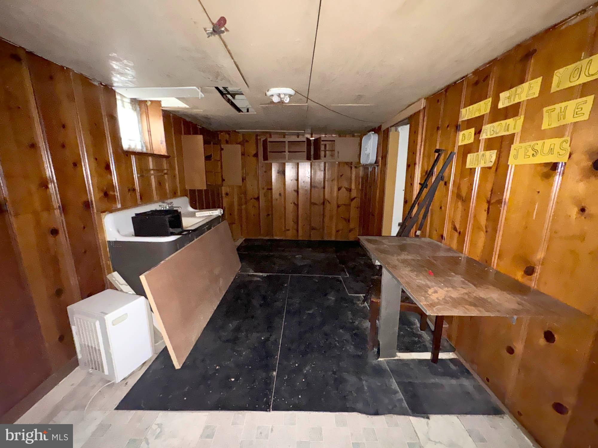 FRANKFORD - Residential