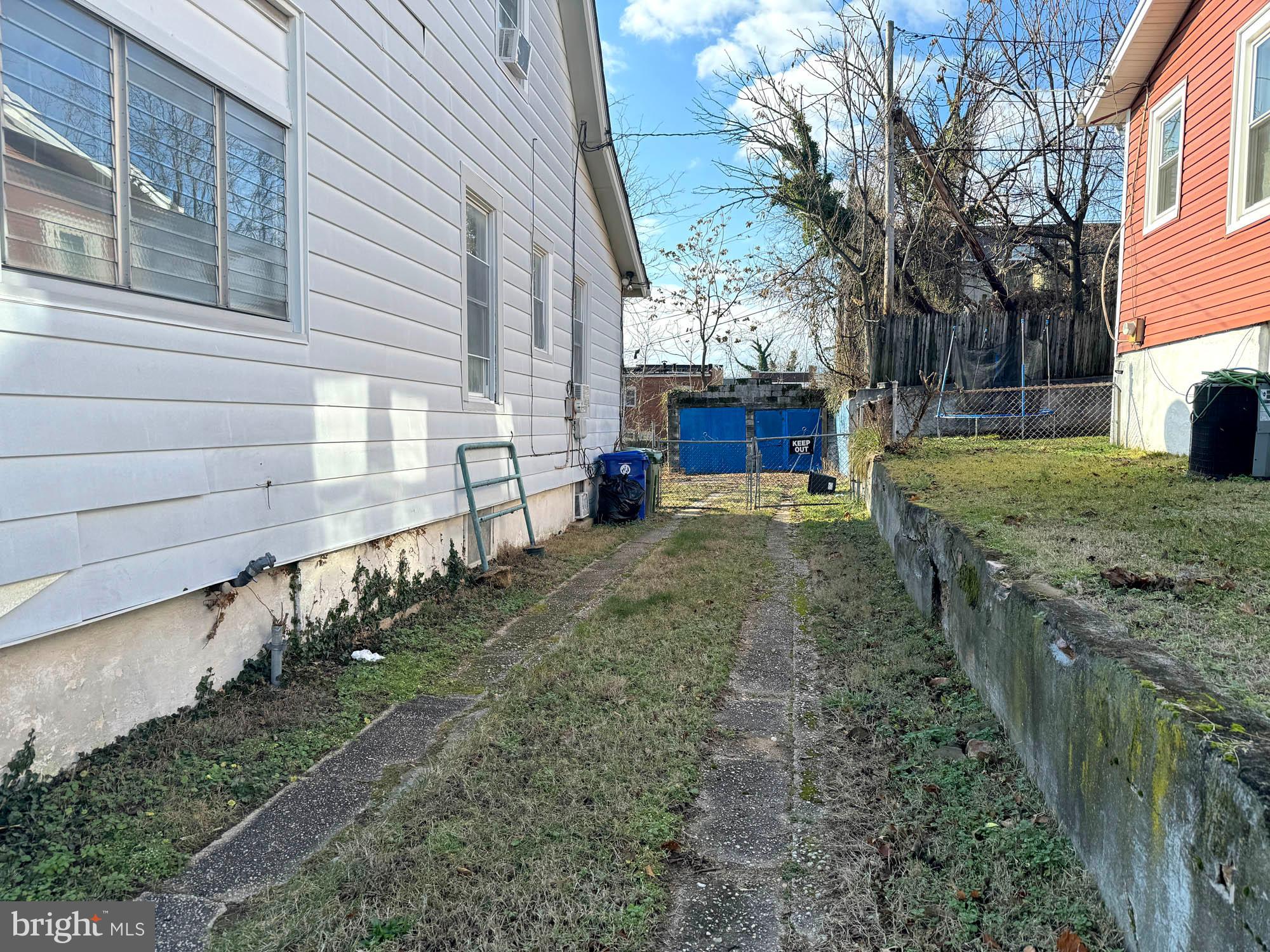 FRANKFORD - Residential