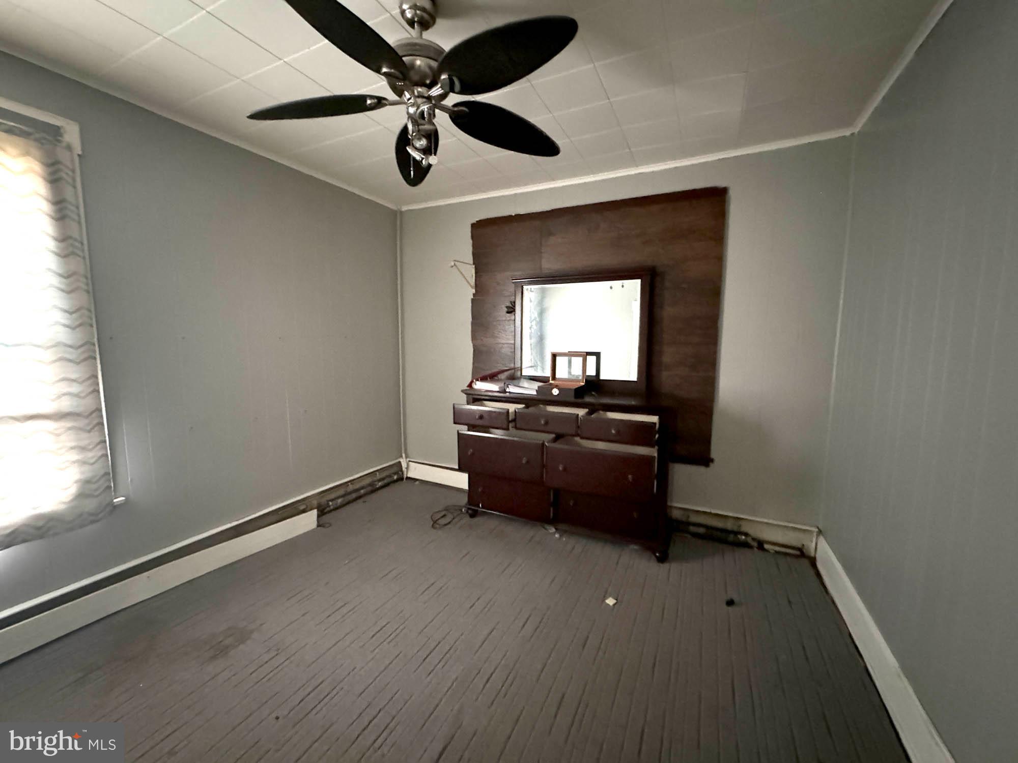 FRANKFORD - Residential