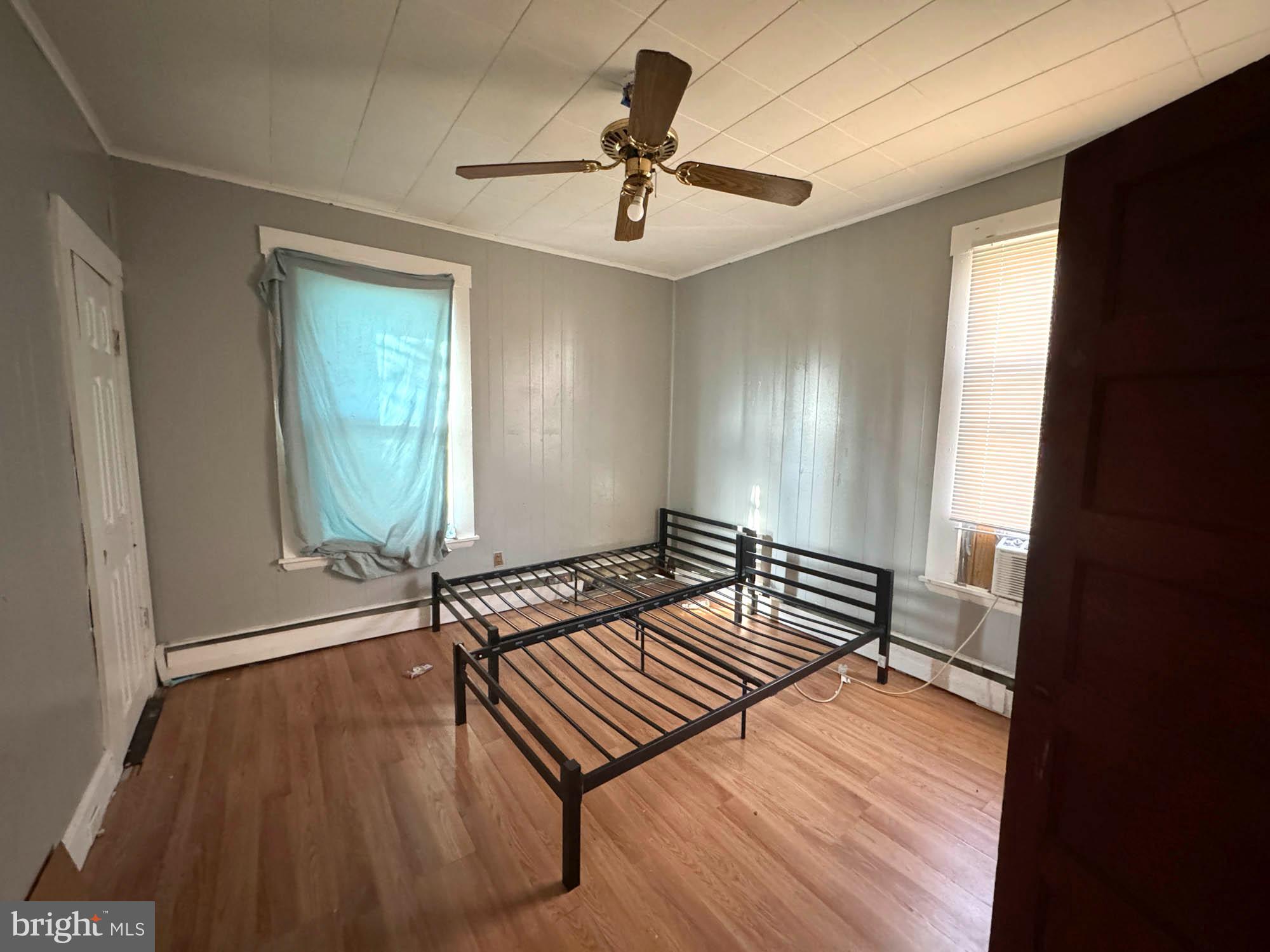 FRANKFORD - Residential