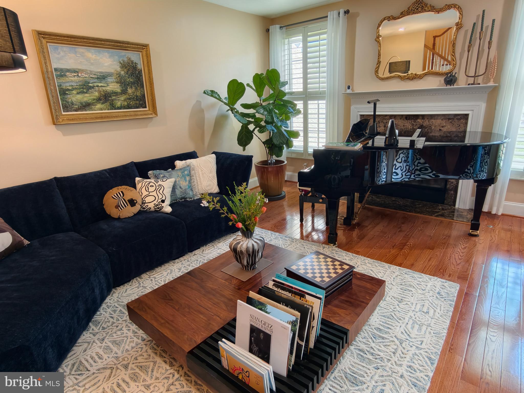 FOXCROFT OF BLUE B - Residential