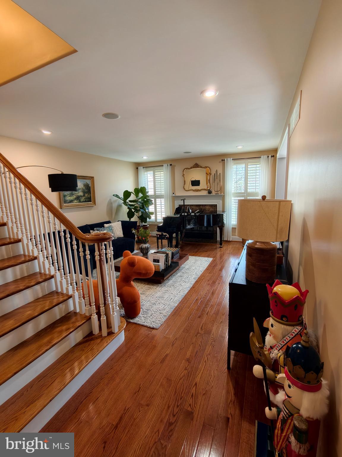 FOXCROFT OF BLUE B - Residential