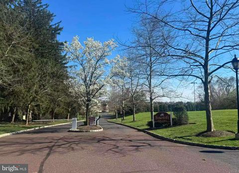 562 FARMDALE CIRCLE BLUE BELL PA 19422