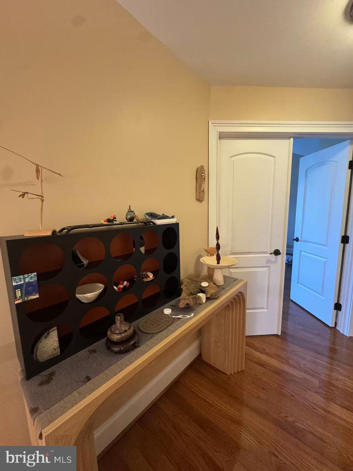 FOXCROFT OF BLUE B - Residential