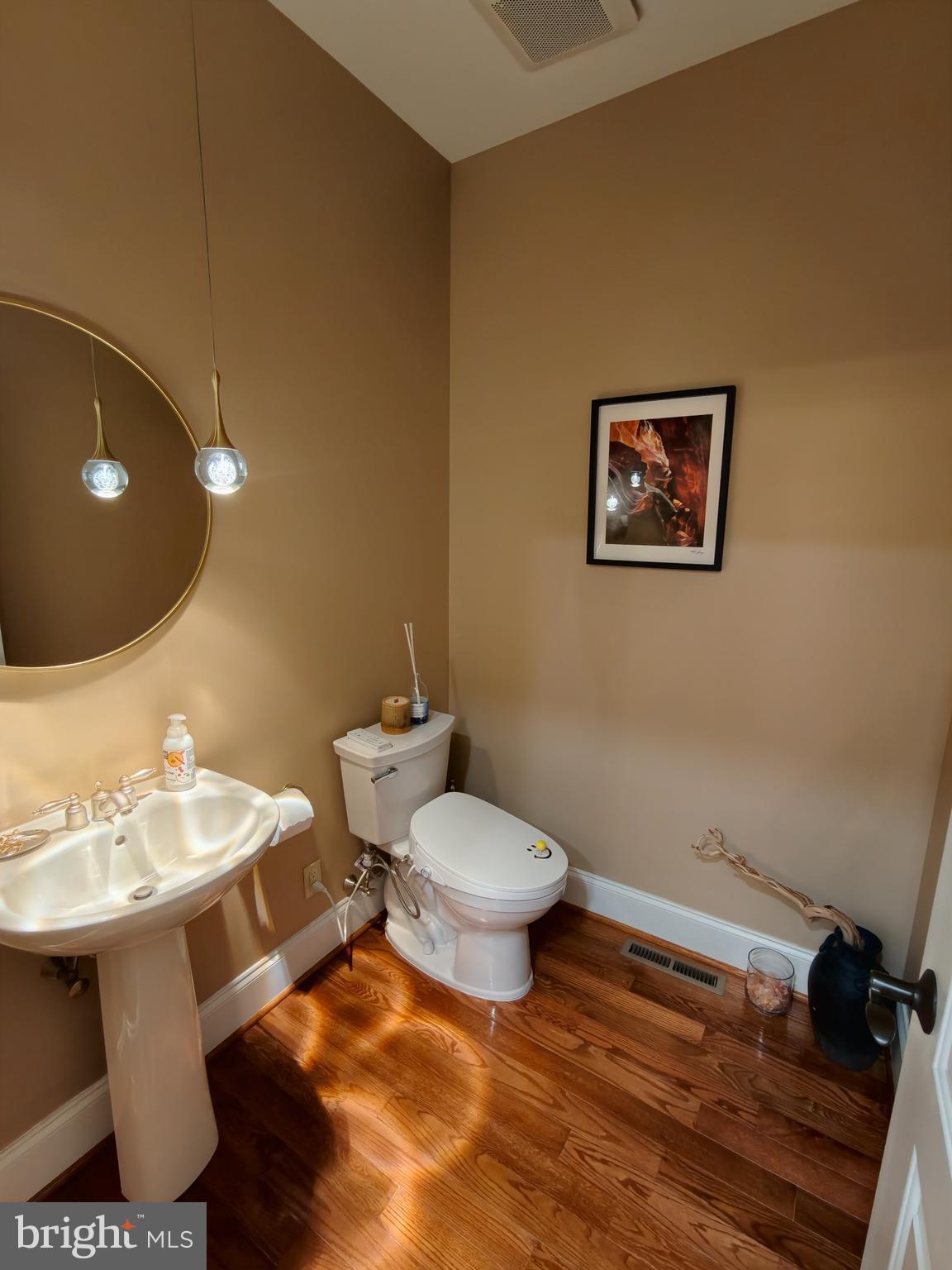 FOXCROFT OF BLUE B - Residential