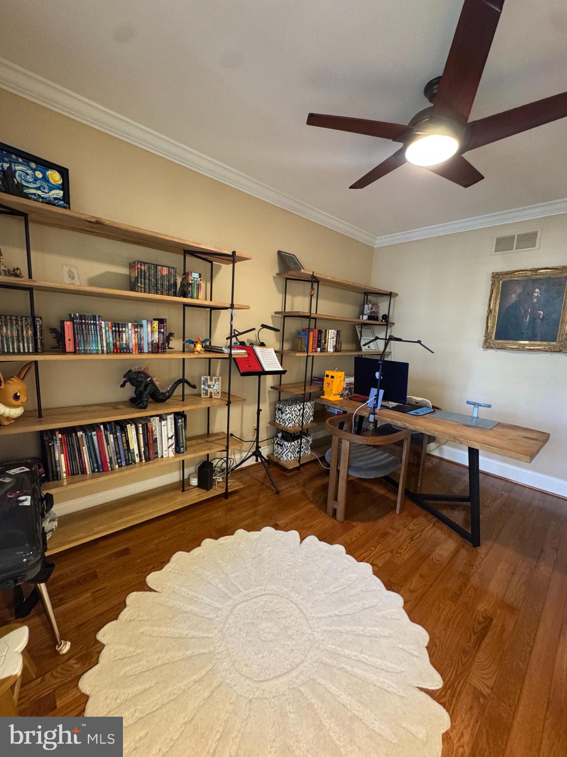 FOXCROFT OF BLUE B - Residential