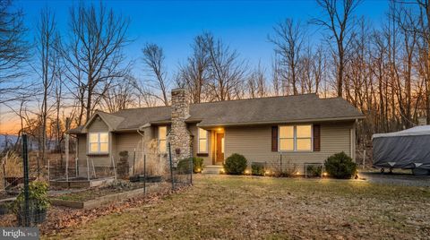 Homes For Sale - 311 Sioux Drive<br/> AUBURN, PA 17922