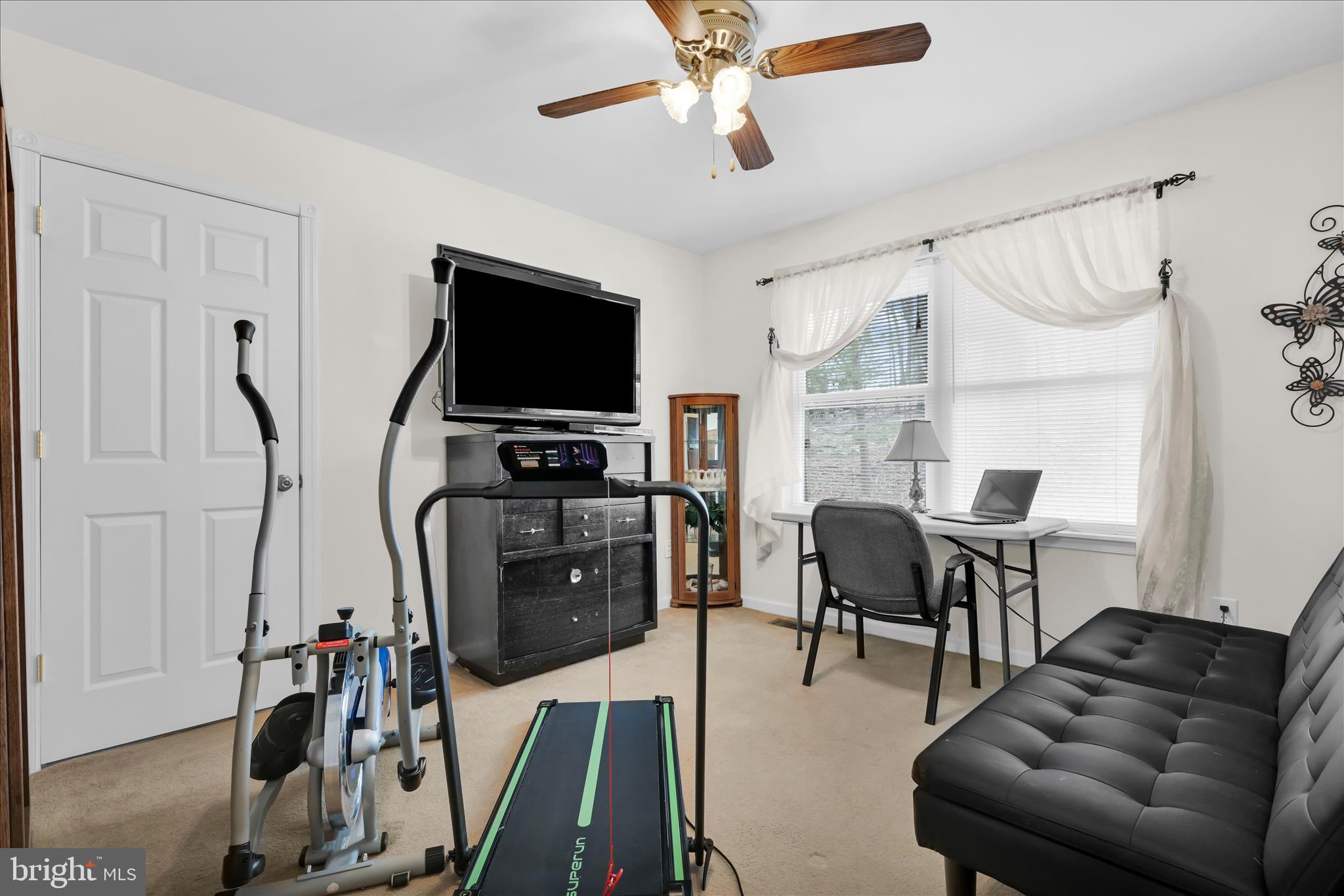 LAKE WYNONAH - Residential